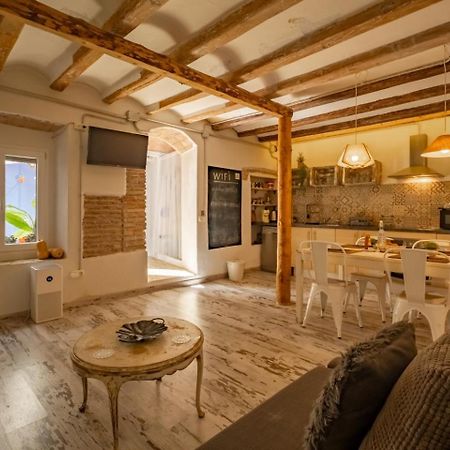 Apartamento En El Corazon De Tarragona. Planta Baja Con Patio. Buitenkant foto