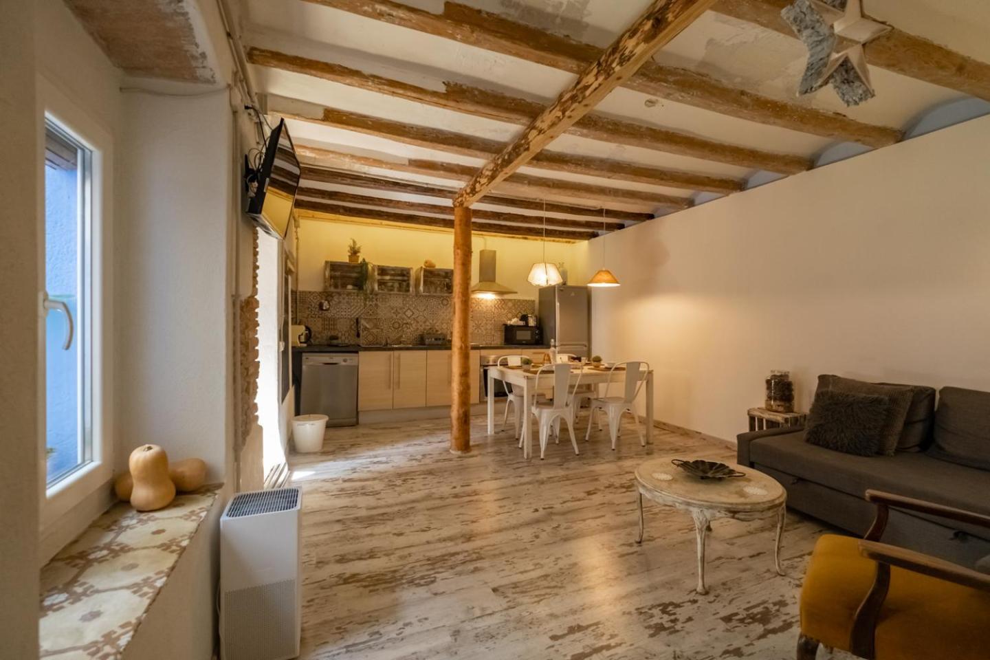 Apartamento En El Corazon De Tarragona. Planta Baja Con Patio. Buitenkant foto