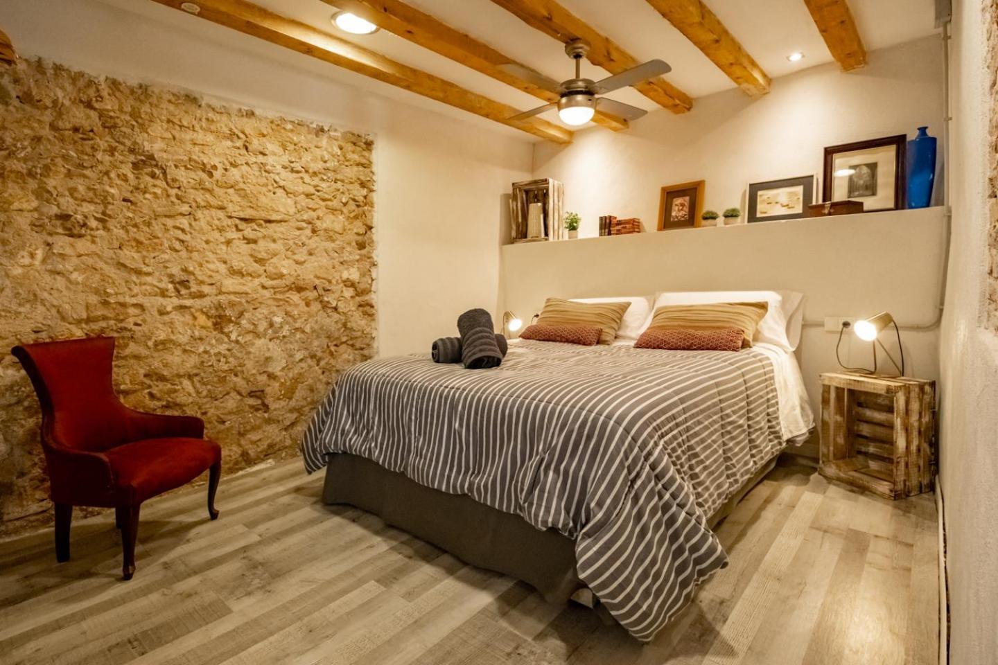 Apartamento En El Corazon De Tarragona. Planta Baja Con Patio. Buitenkant foto