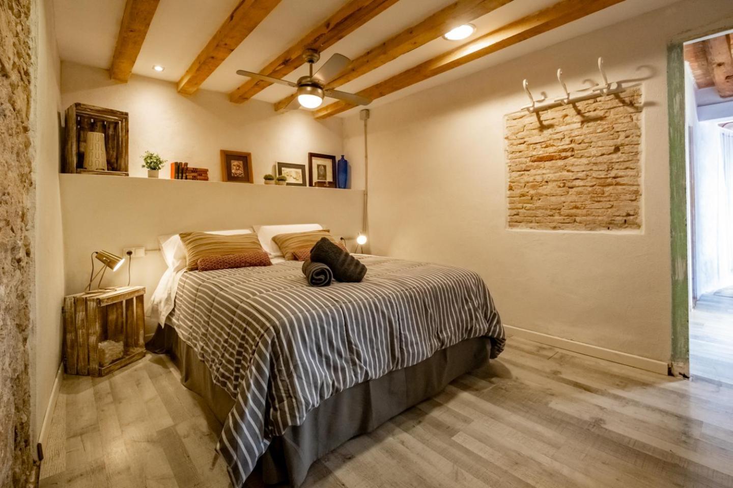 Apartamento En El Corazon De Tarragona. Planta Baja Con Patio. Buitenkant foto