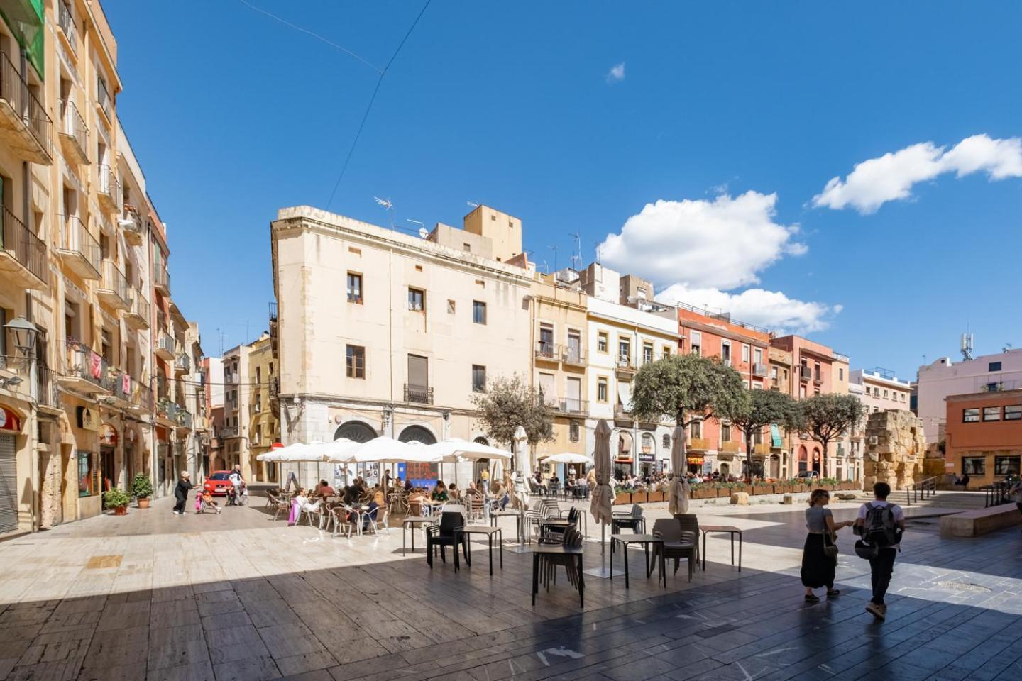 Apartamento En El Corazon De Tarragona. Planta Baja Con Patio. Buitenkant foto