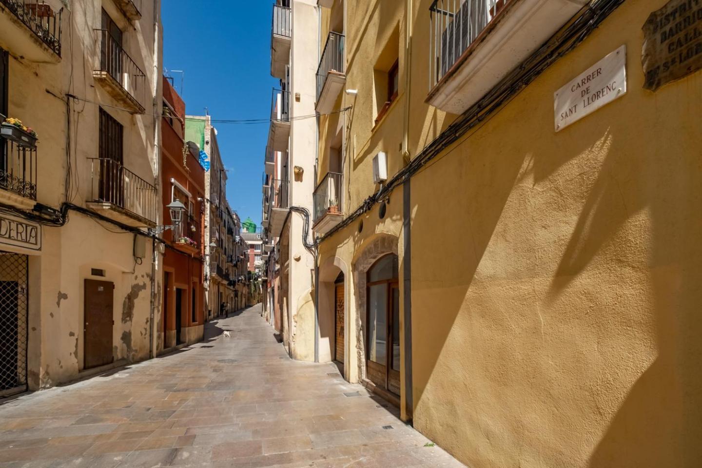 Apartamento En El Corazon De Tarragona. Planta Baja Con Patio. Buitenkant foto